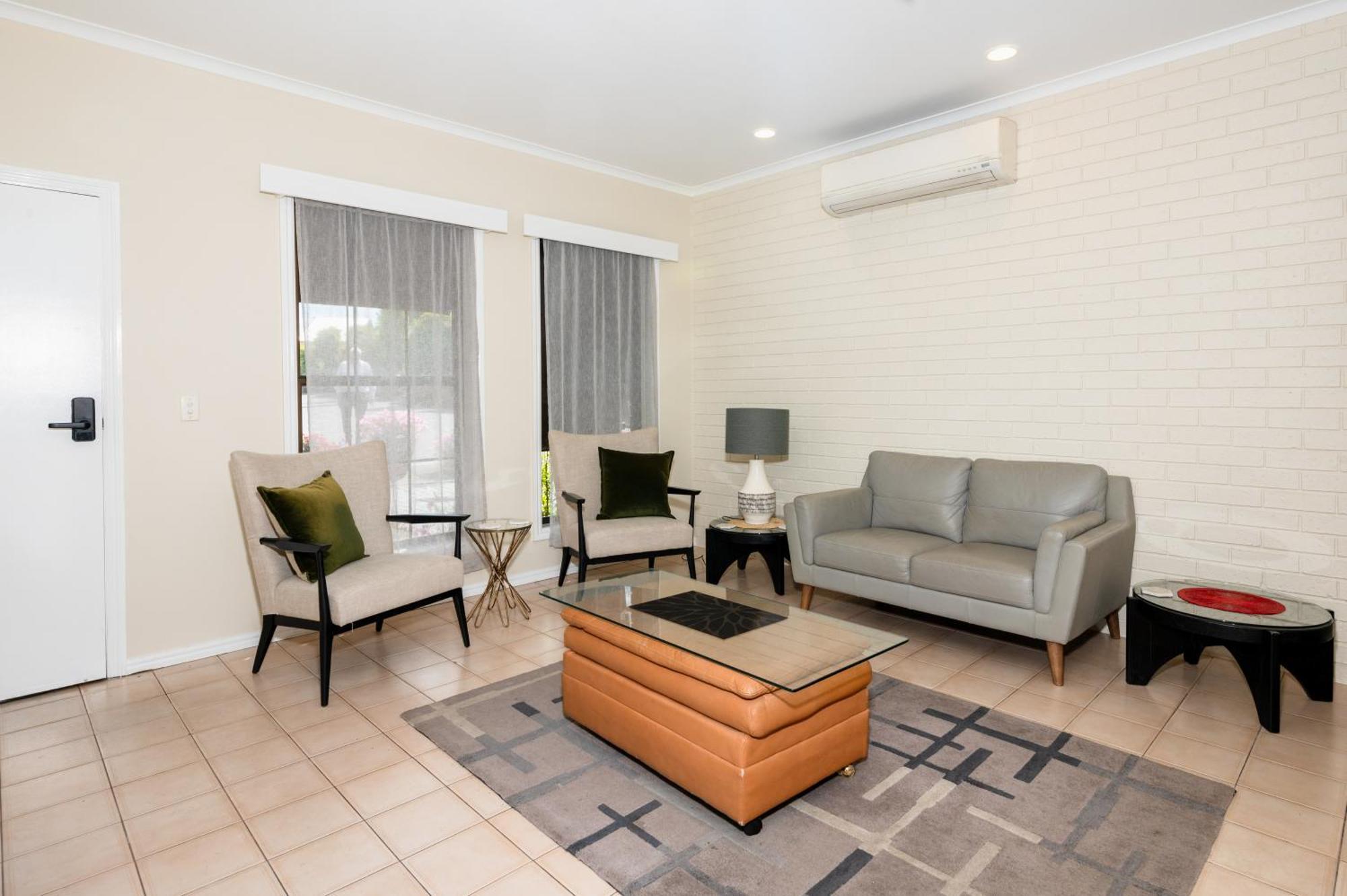 Bristol Hill Motor Inn&Peppa's Licensed Restaurant Maryborough Esterno foto