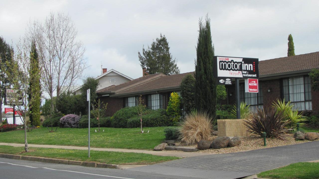 Bristol Hill Motor Inn&Peppa's Licensed Restaurant Maryborough Esterno foto